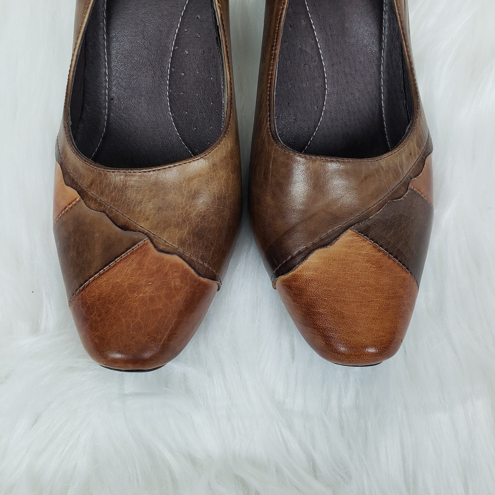 Spring Step Mirth Heels - Picture 2 of 7